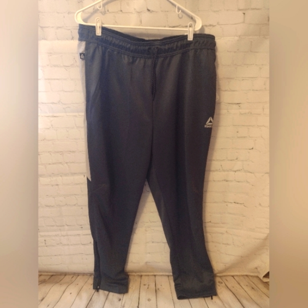 NWT Reebok Men's Joggers